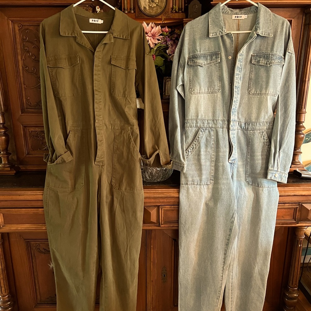 Ladies long sleeved, snap button Romper. Jumpsuit? Overalls? Light Denim